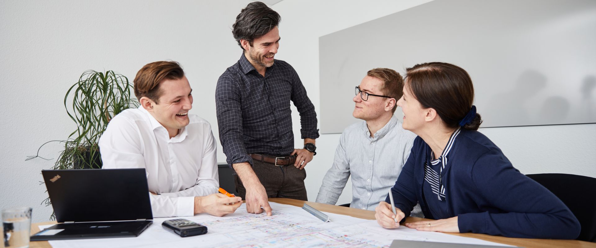 Keyvisual Firmenprofil 3 Keyvisual Firmenprofil 3