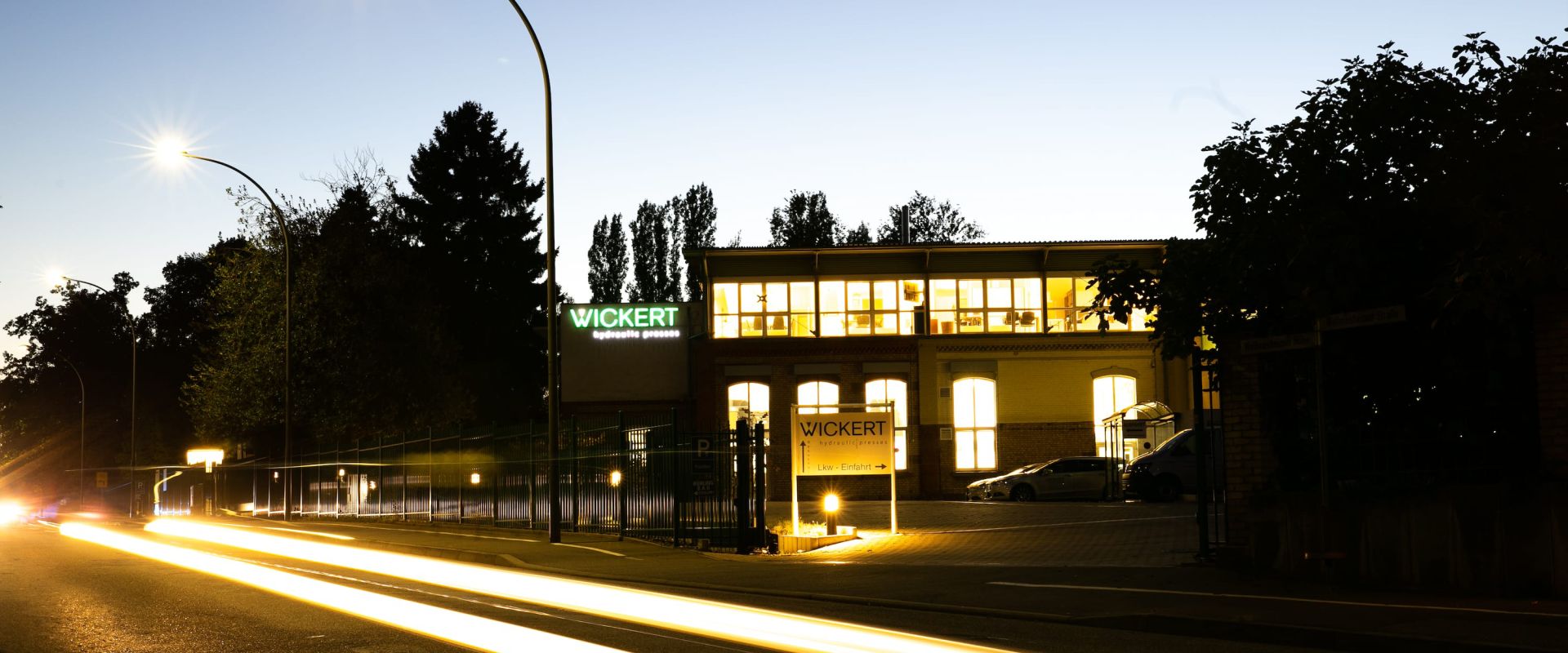 Keyvisual Firmenprofil 3 Keyvisual Firmenprofil 3