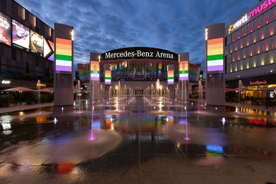 Firmenzentrale 1 Firmenzentrale 1