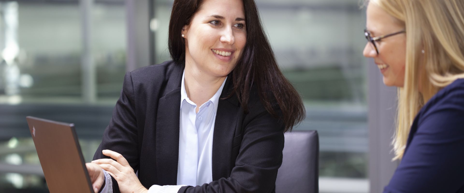 Keyvisual Firmenprofil 3 Keyvisual Firmenprofil 3