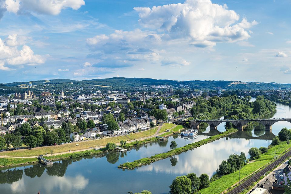 Firmenzentrale 0 Firmenzentrale 0