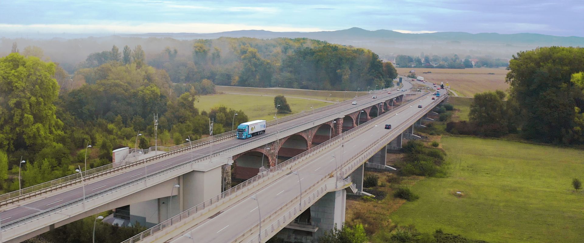 Keyvisual Firmenprofil 3