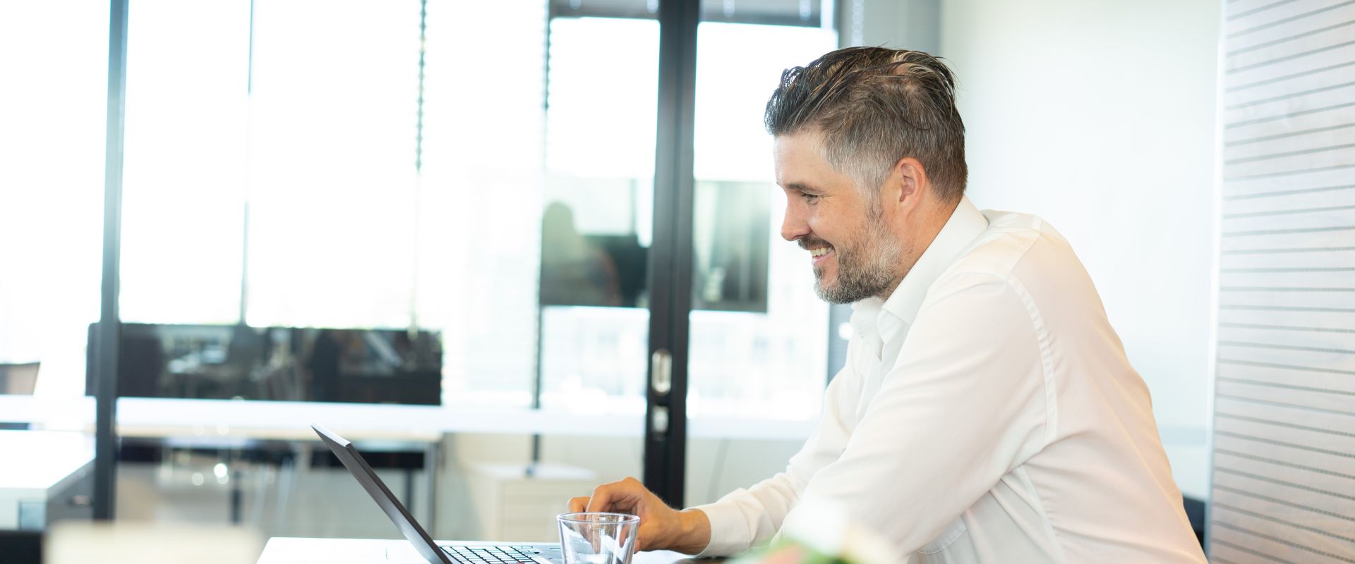 Keyvisual Firmenprofil 2 Keyvisual Firmenprofil 2