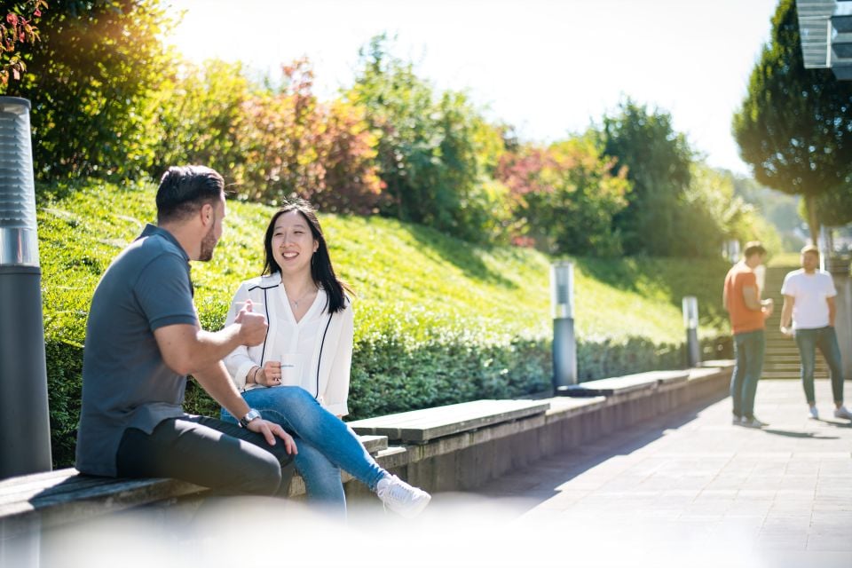 Firmenzentrale 0 Firmenzentrale 0