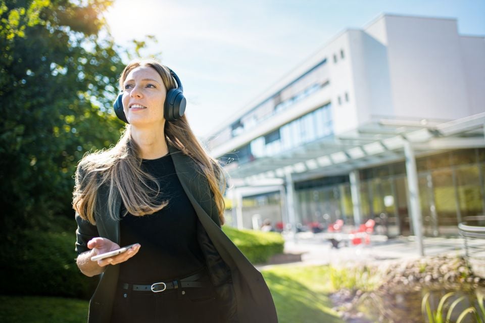 Firmenzentrale 1 Firmenzentrale 1