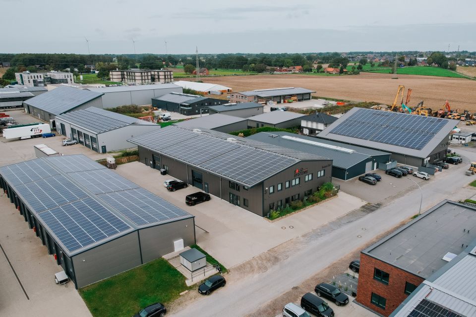 Firmenzentrale 0 Firmenzentrale 0