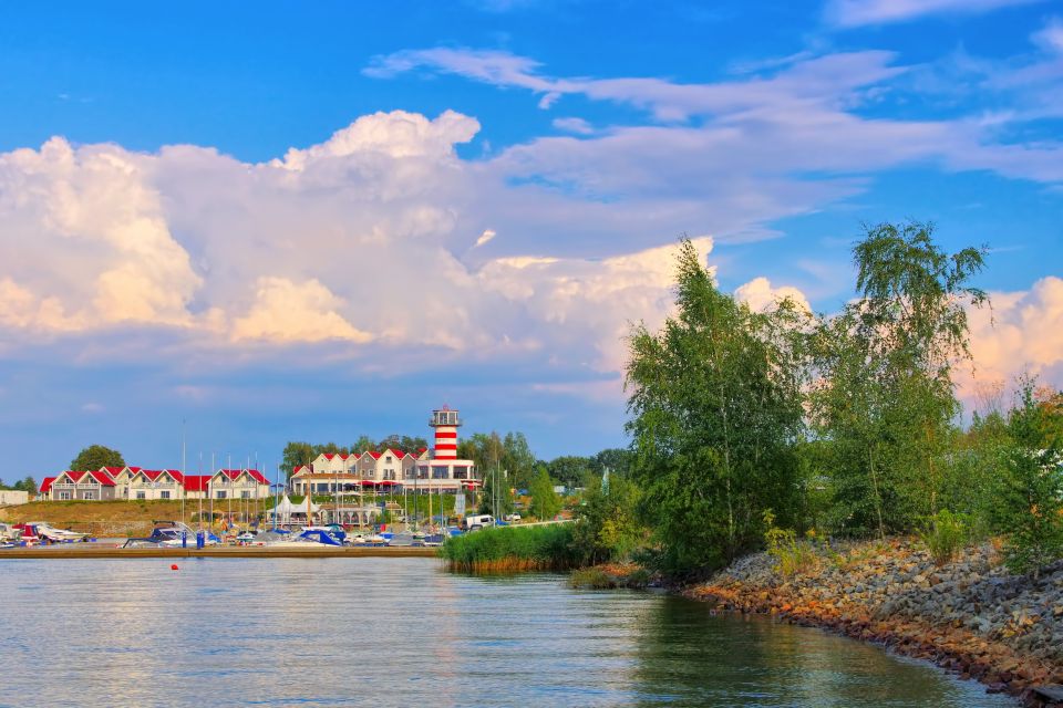 © shutterstock.com / LianeM © shutterstock.com / LianeM