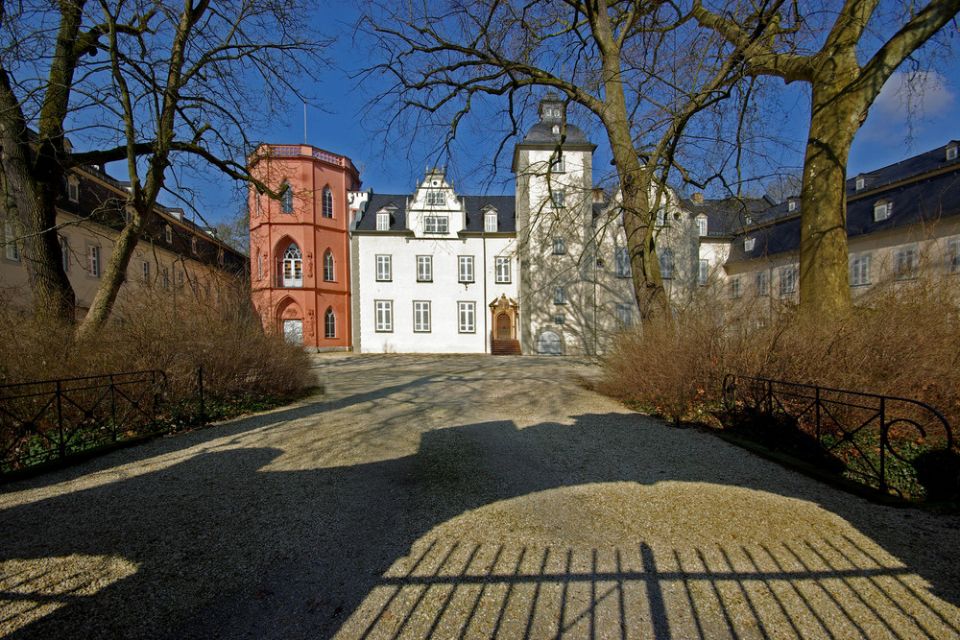 Firmenzentrale 0 Firmenzentrale 0