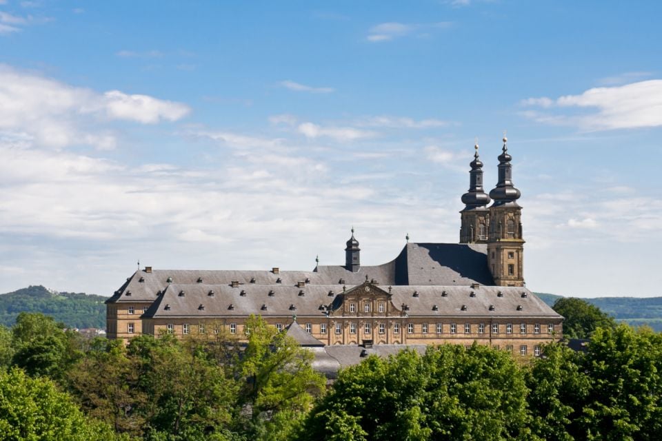 Firmenzentrale 0 Firmenzentrale 0