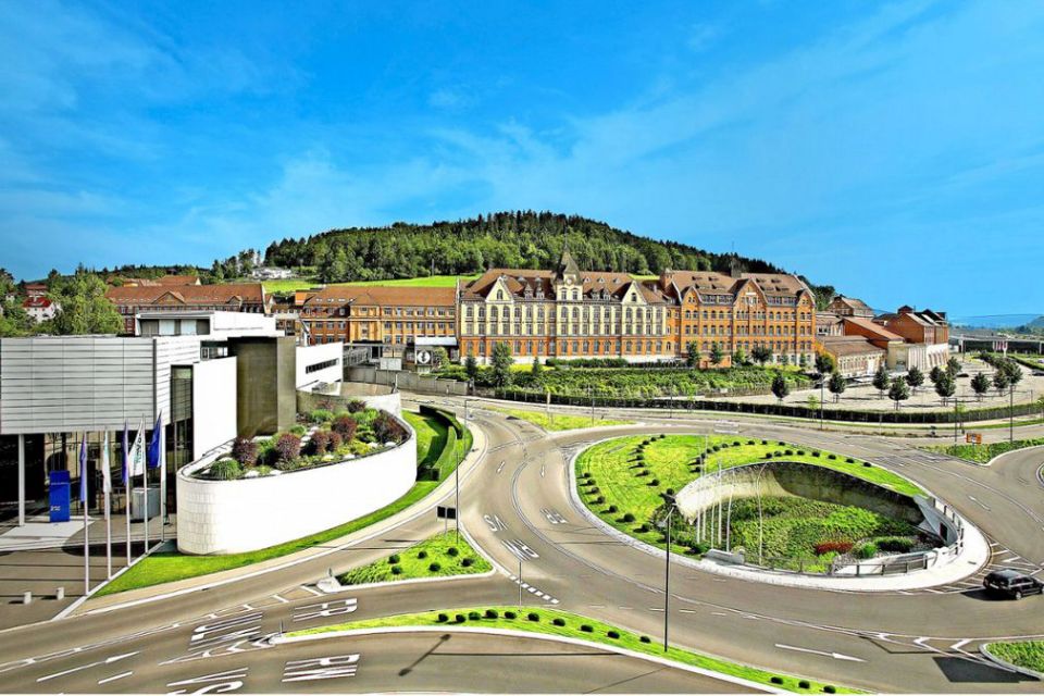 Firmenzentrale 2 Firmenzentrale 2