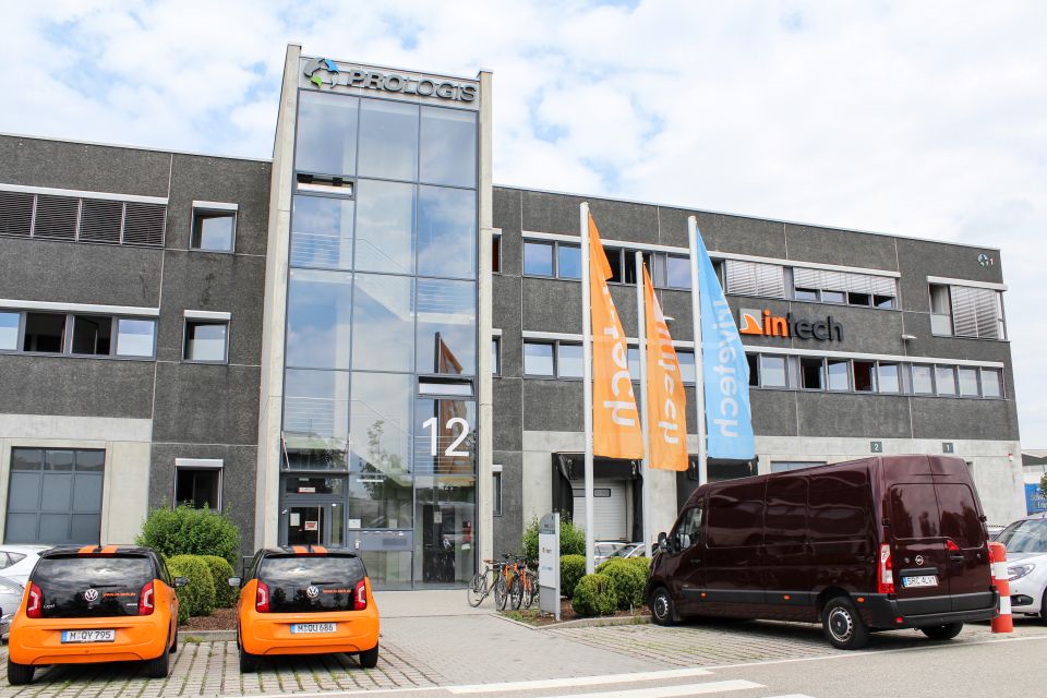 Firmenzentrale 2 Firmenzentrale 2