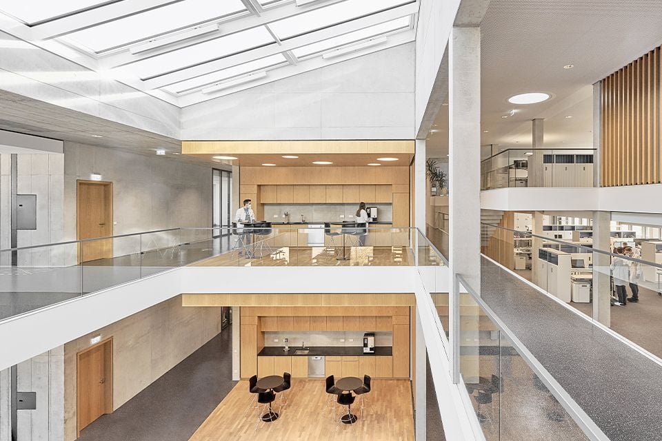 Firmenzentrale 2 Firmenzentrale 2