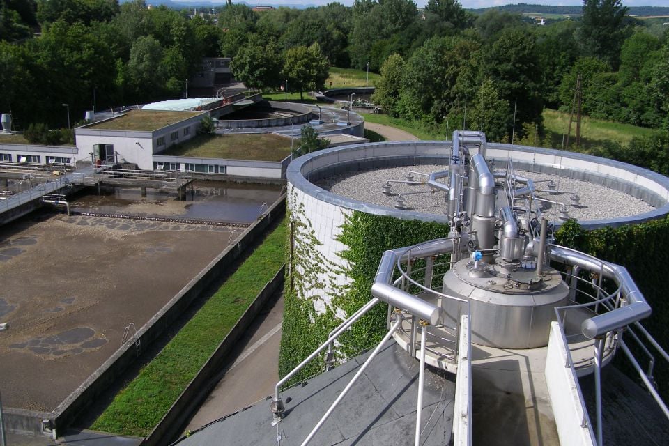 Firmenzentrale 2 Firmenzentrale 2