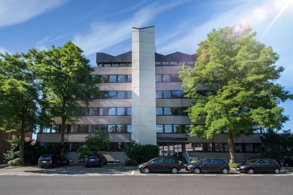 Firmenzentrale 1 Firmenzentrale 1