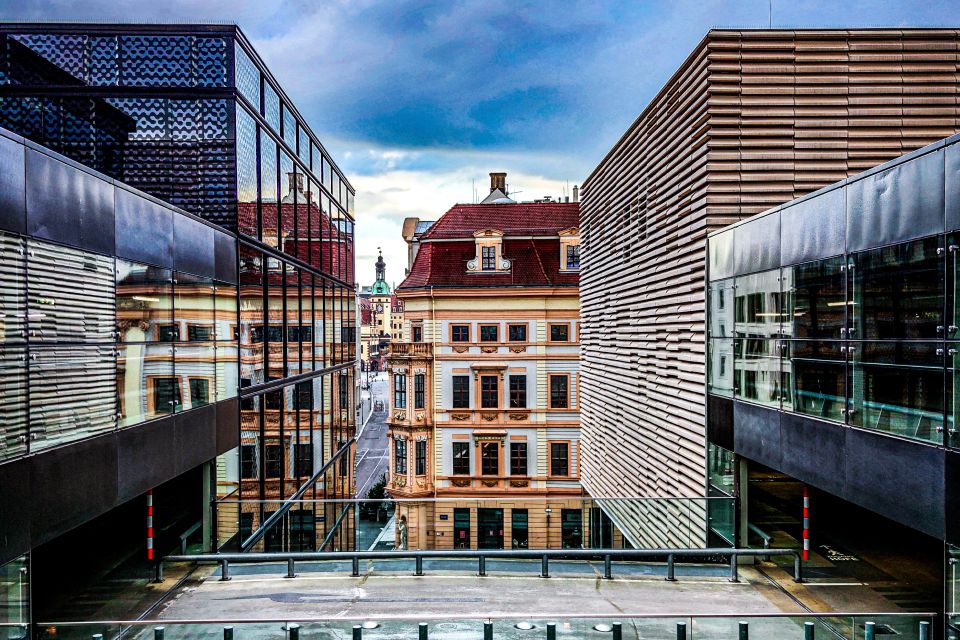 Firmenzentrale 1 Firmenzentrale 1