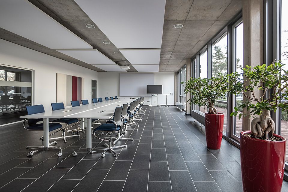 Firmenzentrale 1 Firmenzentrale 1