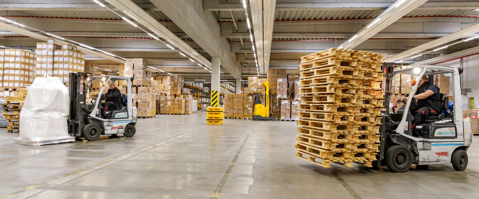 Keyvisual Firmenprofil 4 Keyvisual Firmenprofil 4